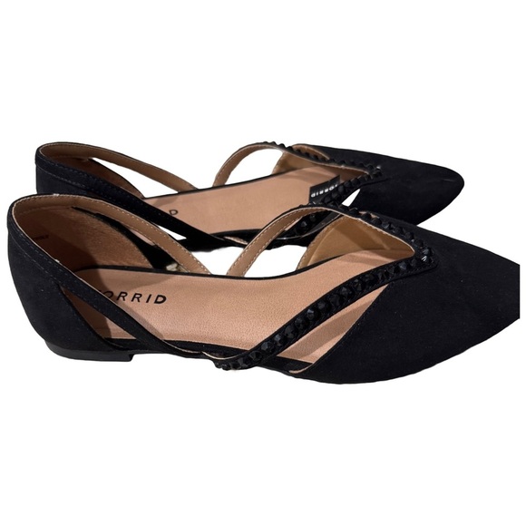 NWT Torrid Black Flats with Pointed Toe Design and Delicate Straps Size 8WW - Picture 2 of 6